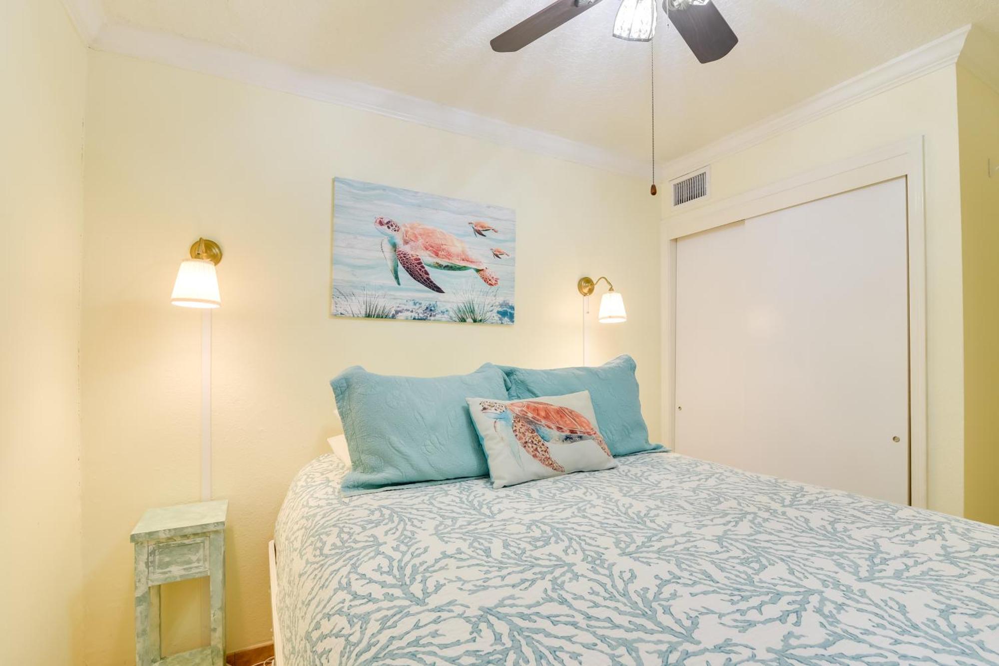 Coastal Galveston Condo Walk To Shoreline! Экстерьер фото