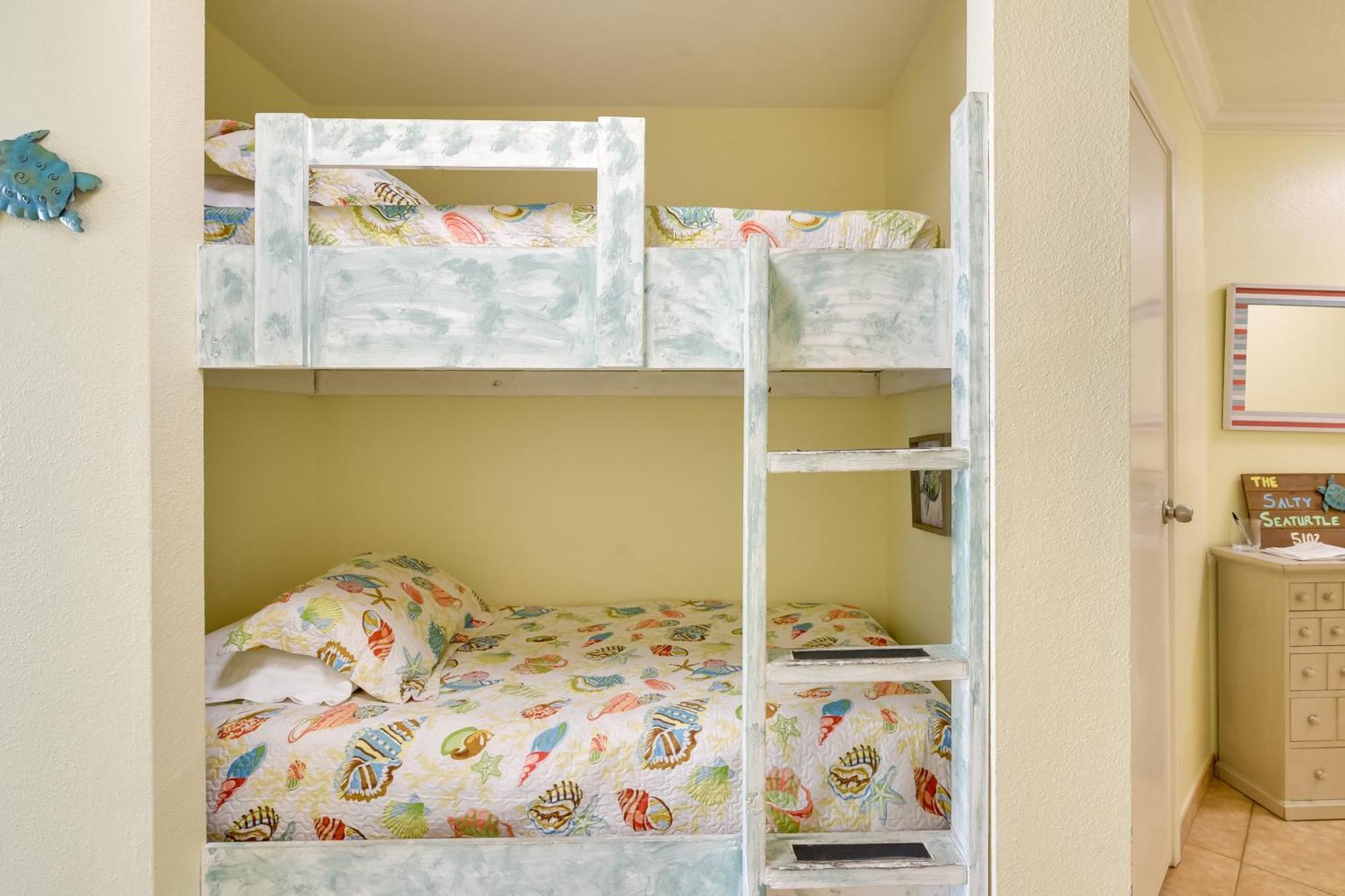 Coastal Galveston Condo Walk To Shoreline! Экстерьер фото